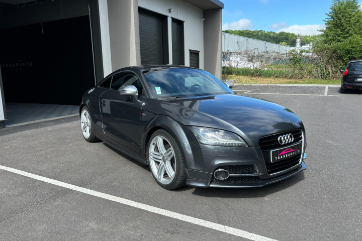 AUDI TT COUPE