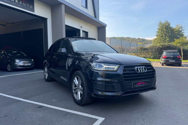AUDI Q7