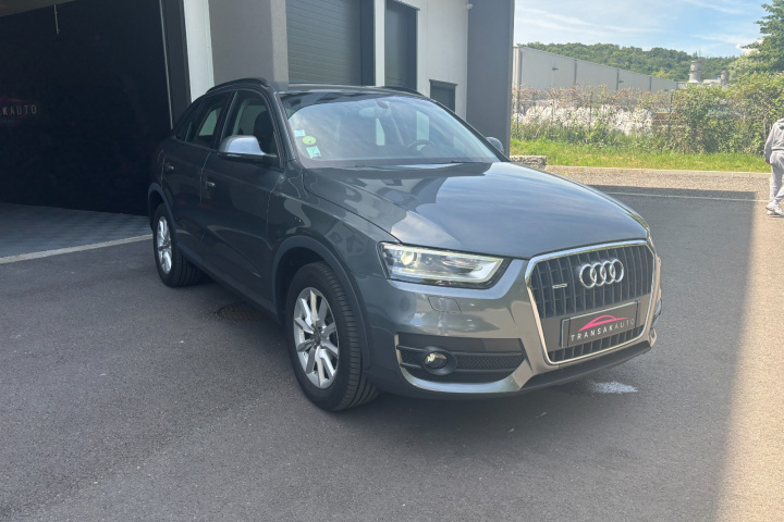 AUDI Q3