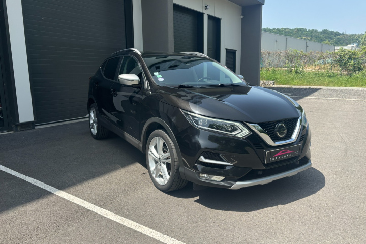 NISSAN QASHQAI 2019