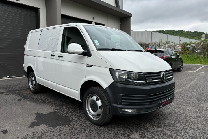 VOLKSWAGEN TRANSPORTER FOURGON