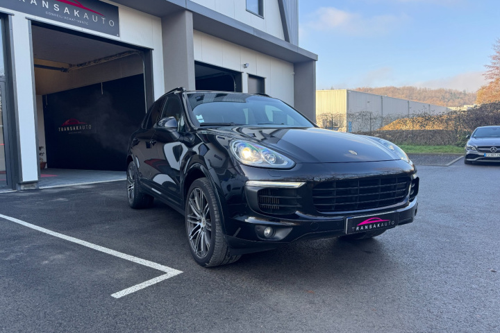 PORSCHE CAYENNE