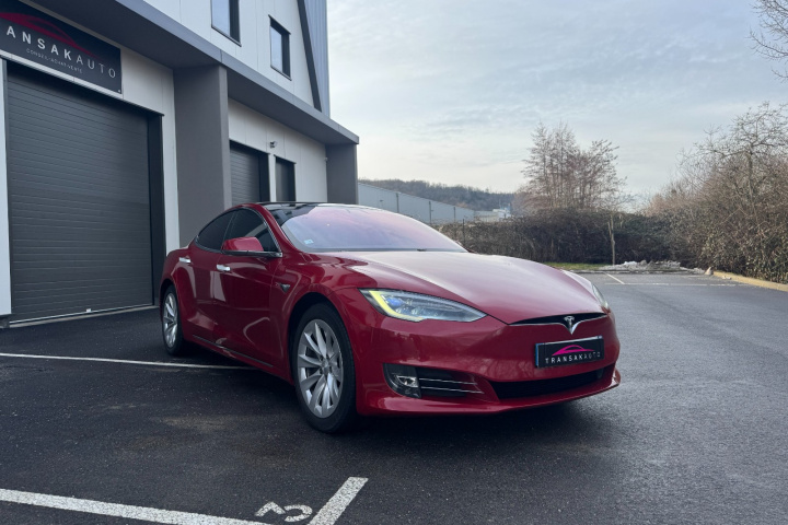 TESLA MODEL S