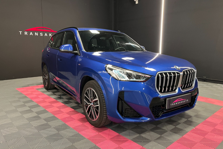 BMW X1 U11