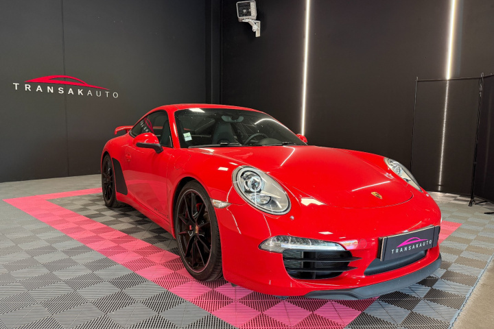 PORSCHE 911 CARRERA COUPE