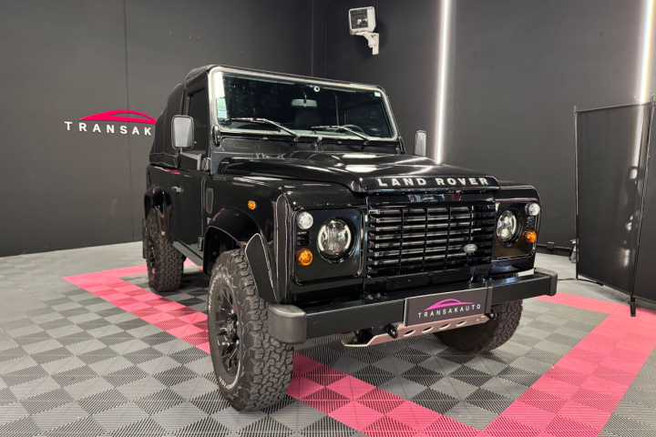 LAND ROVER DEFENDER 90